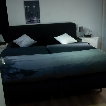Apartment Calm Im Erdgeschoss Mit Eigenem Eingang *